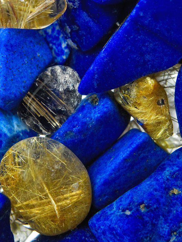 Vitajuwel ViA Gemwater Bottle INSPIRATION Blend with LOOP Handle Lapis Lazuli Rutilated Quartz - claritycove.com